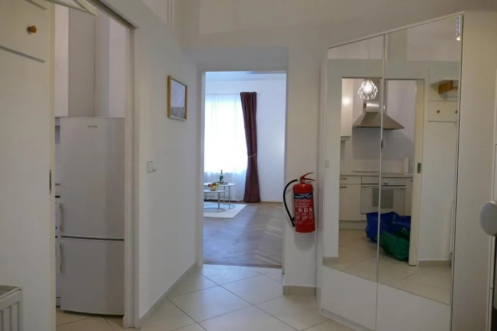 friends ()